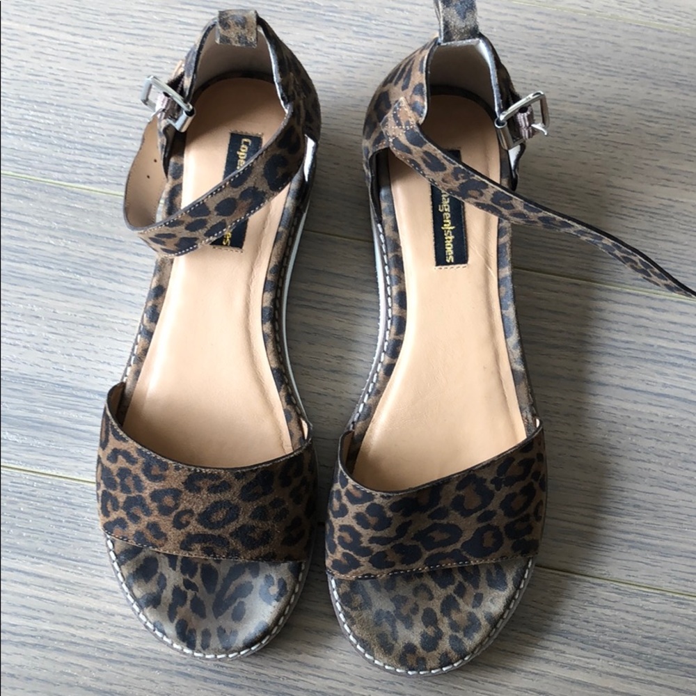 Leopard Open toe sandals